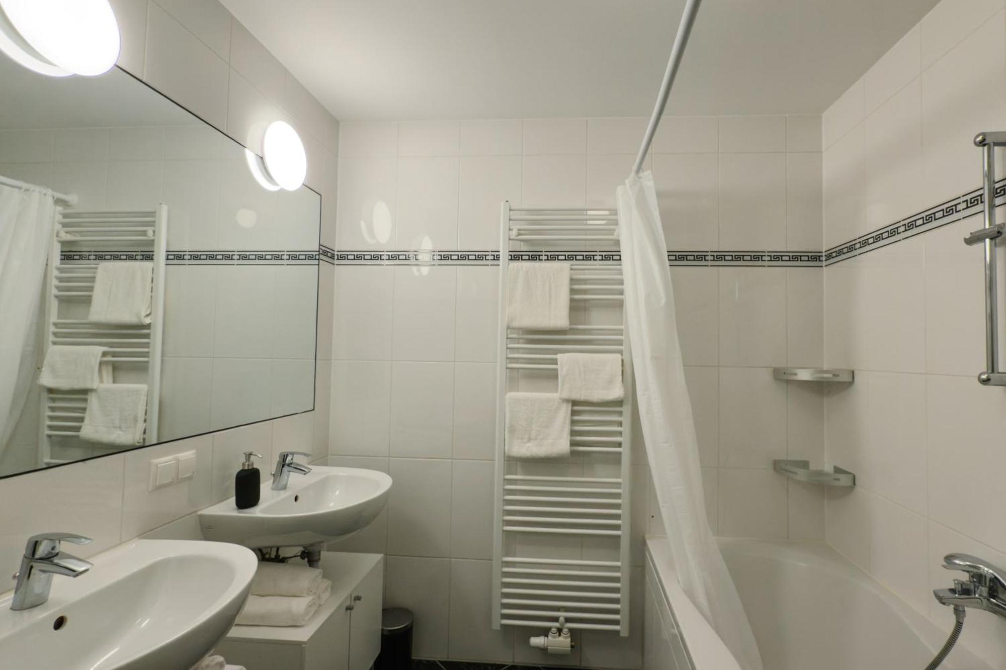110Qm, 4 Bedrooms, Near Schoenbrunn - Axara Housing Osw 33 Wien Exterior foto